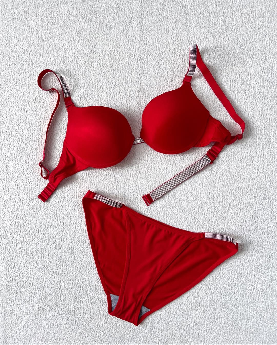 Flourish High Quality New Style Wired Rhinestone Straps Back Hook Adjustable Straps Bra & Panty Set