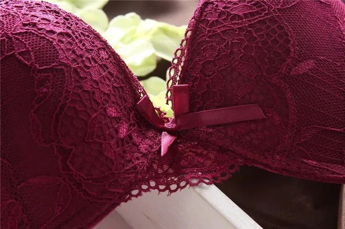 Flourish Lavender Lace Bra With Matching Penty – Push Up & Double Padded Floral Comfort