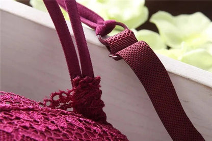 Flourish Lavender Lace Bra With Matching Penty – Push Up & Double Padded Floral Comfort
